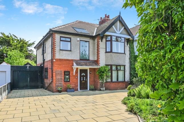 5 bedroom semi-detached house for sale