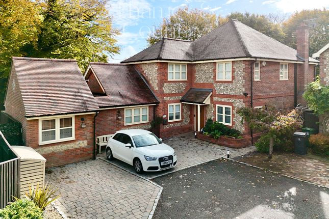 High Wycombe HP13 7 bed detached house for sale