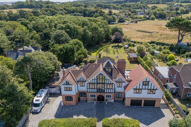 Totland Bay, Isle of Wight 5 bed detached house for sale