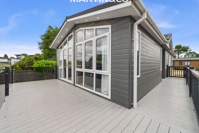 Thames Retreat, Staines