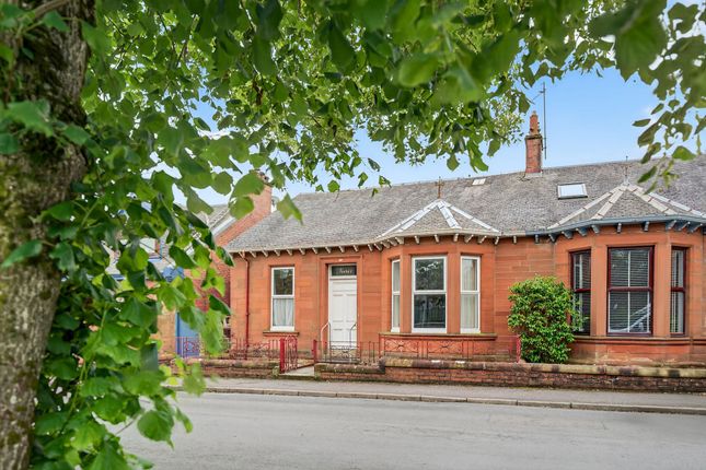8 Corsehillbank Street, Stewarton... 4 bed semi