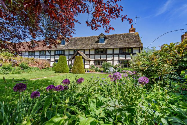 Ivington, Leominster, Herefordshire 4 bed semi