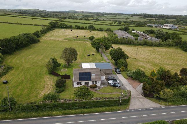 Trimsaran Road, Llanelli, SA15 3 bed property with land for sale