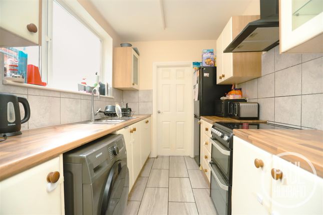 Crown Street West, Lowestoft, NR32 3 bed terraced house for sale