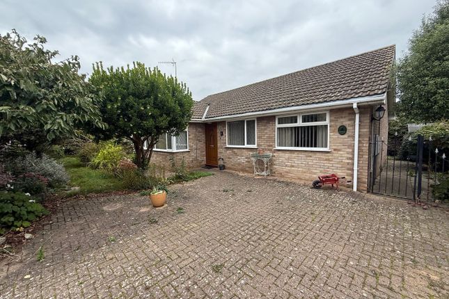 4 bedroom detached bungalow for sale