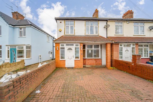 Springwell Road, Hounslow TW5 3 bed end of terrace house for sale