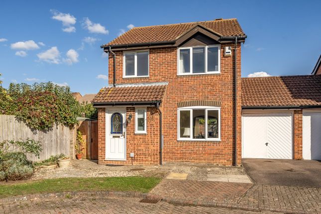 Elgar Drive, Shefford, SG17 3 bed link detached house for sale