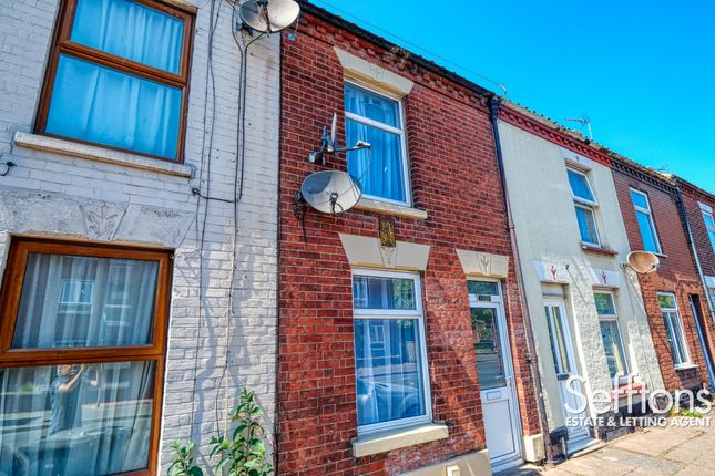 Sprowston Road, Norwich, Norfolk 2 bed terraced house for sale