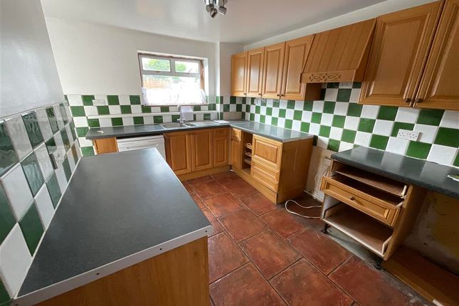 Pincey Mead, Basildon, Essex 3 bed terraced house for sale