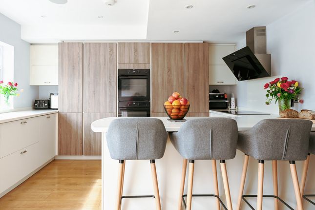 Rush Hill, Bath, BA2 3 bed semi