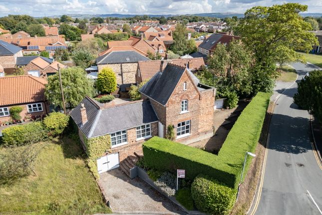 Church Road, York YO41 3 bed detached house for sale