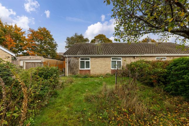 2 bedroom semi-detached bungalow for sale