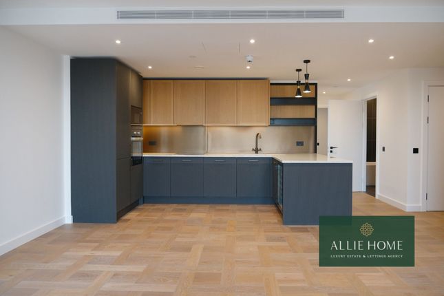 9, Arrival Square, London E1W 2 bed flat for sale