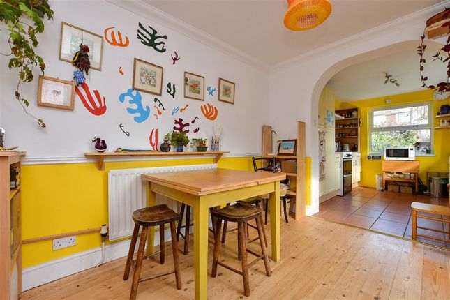 4 bed semi-detached house