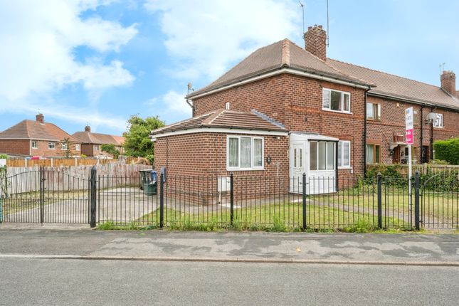 4 bedroom end of terrace house for sale