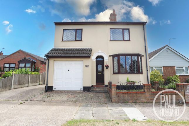 Fairfield Drive, Oulton, Suffolk 4 bed detached house for sale