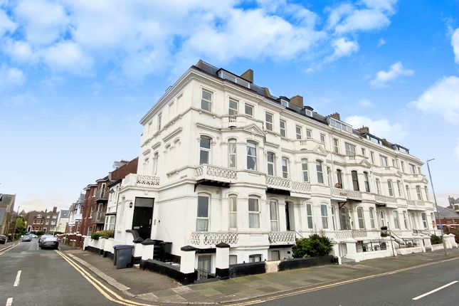 Prince of Wales Terrace, Deal 2 bed flat for sale
