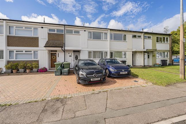 Alder Close, Park Street, St. Albans 3 bed terraced house for sale