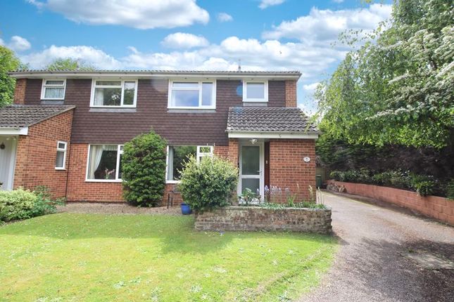 Marls Road, Southampton SO30 3 bed semi