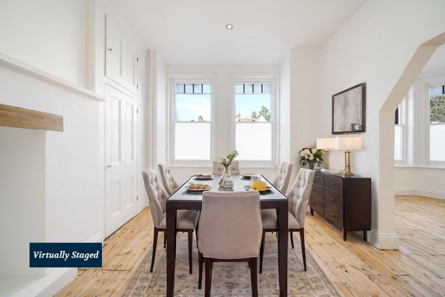 Fortune Green Road, West Hampstead, NW6 3 bed flat for sale