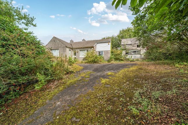 Gunnislake PL18 4 bed property with land for sale
