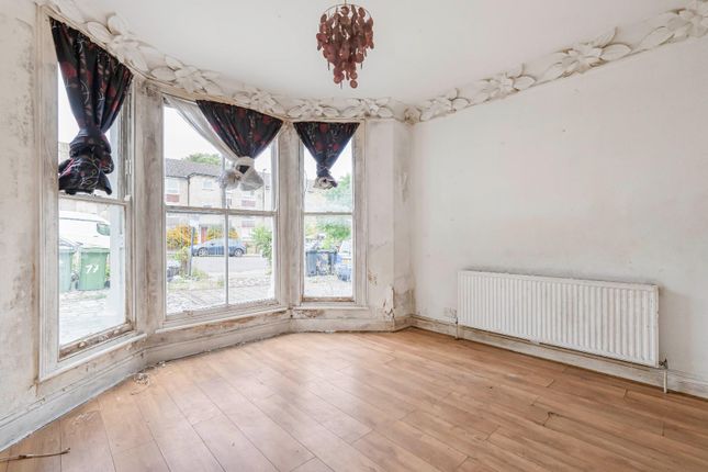 Sunderland Road, London 3 bed apartment for sale