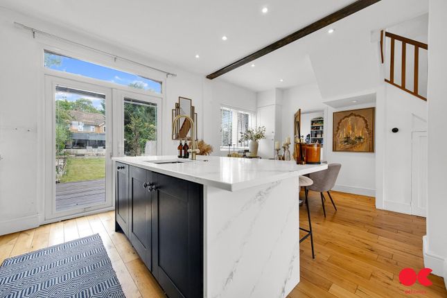 Rosslyn Avenue, Harold Wood RM3 3 bed semi