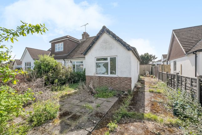 Farleigh Road, New Haw, KT15 2 bed bungalow for sale
