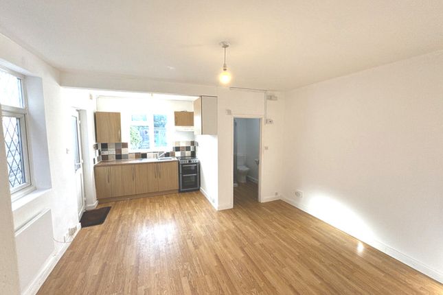 3 bed semi-detached house