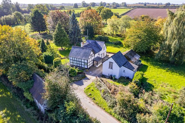 4 bedroom country house for sale