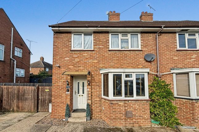 St Edmunds Road, Stowmarket, IP14 3 bed semi