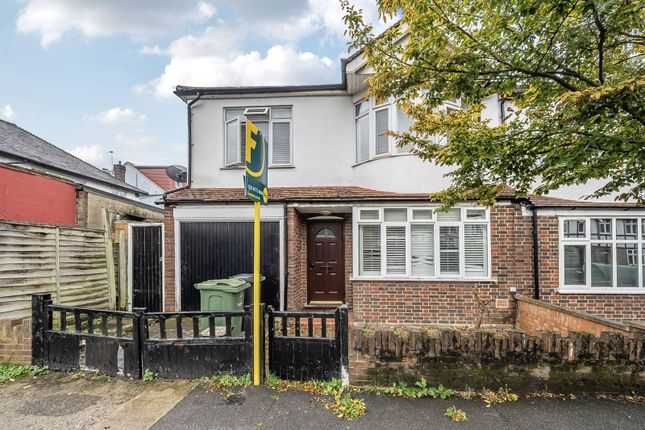 Parkthorne Road, Balham, London, SW12 3 bed end of terrace house for sale