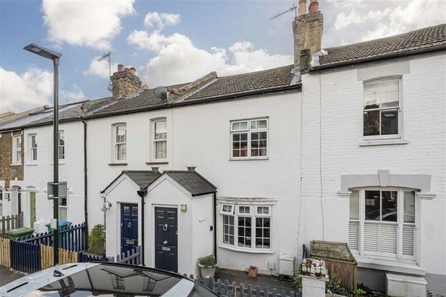York Road, Teddington TW11 2 bed house for sale