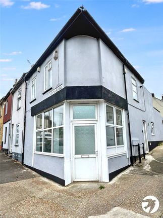 Castle Road, Chatham, Kent, ME4 3 bed end of terrace house for sale