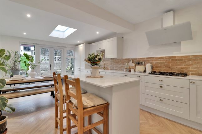 St. Marys Road, Barnstaple, Devon, EX32 3 bed semi