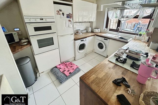 Butterfly Way, Cradley Heath 3 bed terraced house for sale