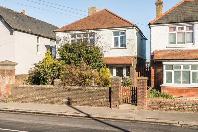 Bognor Road, Chichester, PO19 3 bed detached house for sale