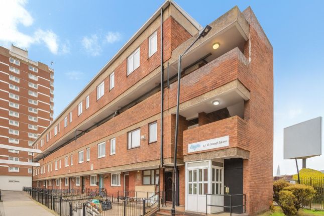 Ronald Street, London E1 3 bed flat for sale