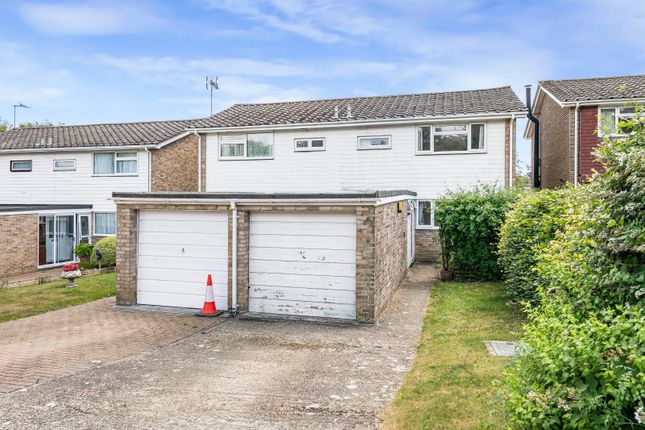 Eagle Close, Alton, Hampshire 3 bed semi