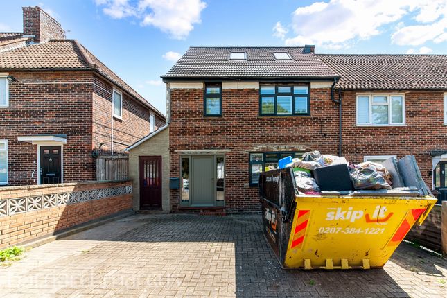 4 bedroom end of terrace house for sale