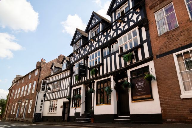 3 bed town house