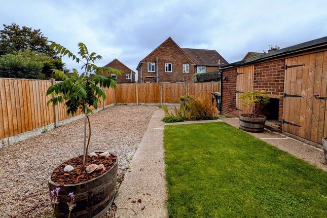 Roosevelt Road, Mansfield, NG17 2 bed semi