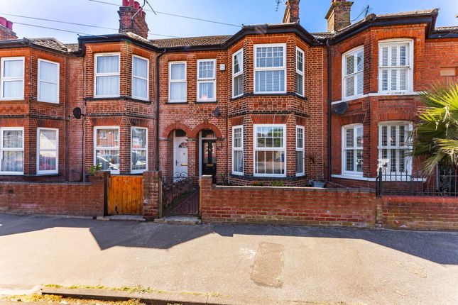 Royal Avenue, Lowestoft 3 bed terraced house for sale