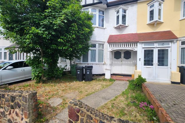 Danehurst Gardens, Redbridge 3 bed terraced house for sale
