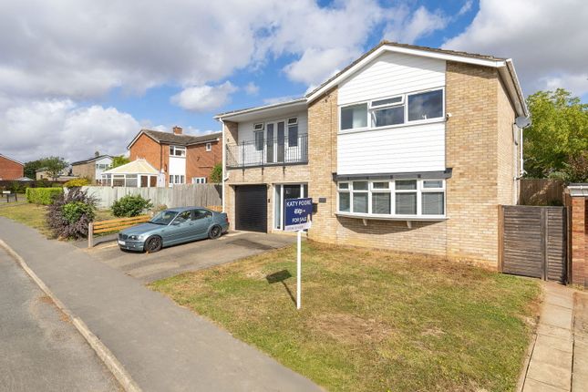 Acacia Avenue, St. Ives PE27 4 bed detached house for sale