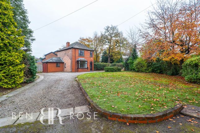 Wigan Road, Euxton, Chorley 3 bed detached house for sale