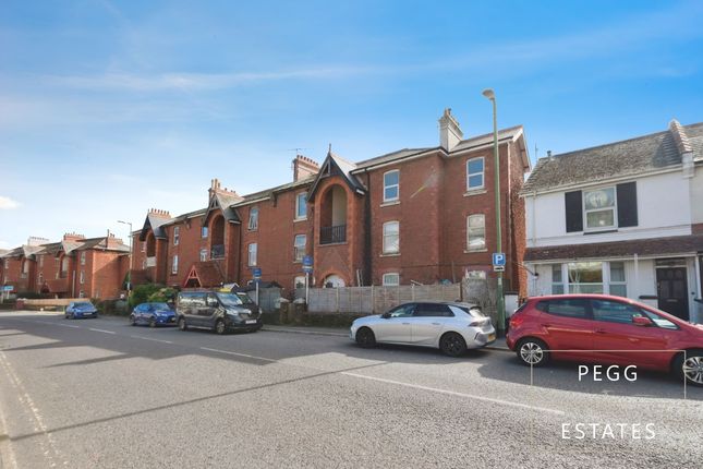 Totnes Road, Paignton TQ3 2 bed flat for sale