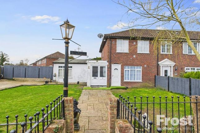 3 bed end terrace house