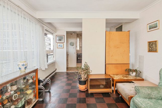 2 bed flat