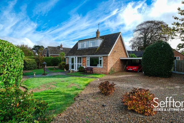 Neves Close, Lingwood, Norwich, Norfolk 3 bed bungalow for sale